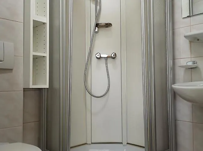 Schlager Taxerhof 招待所 3*